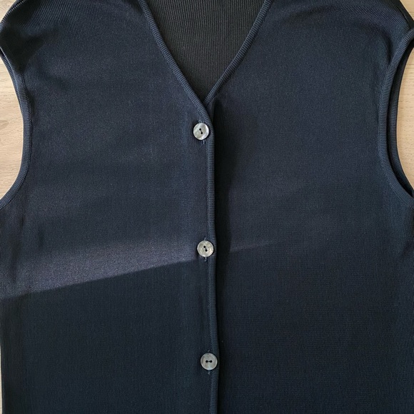 Gucci Vest and Skirt - Picture 10 of 12